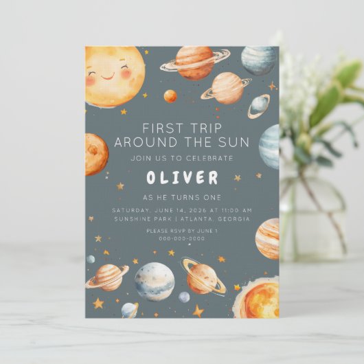 Invitation First Trip Around the Sun First Birthday (Debout devant)