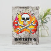 Invitation Flammes de crâne et clés croisées de chrome (Debout devant)