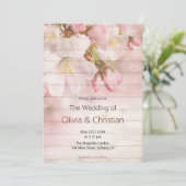 Invitation Fleur De Cerise Rose Florale Sur Le Bois (Debout devant)