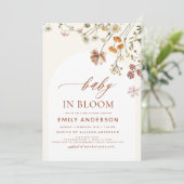Invitation Fleur sauvage Baby in Bloom Baby shower Terracotta (Debout devant)