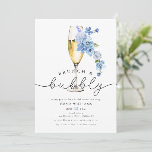 Invitation Fleur sauvage bleu Dusty Brunch Fête des mariées B (Debout devant)