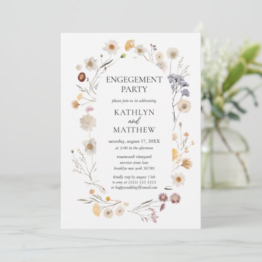 Invitation Fleur sauvage Boho Modern Floral Engagement Party (Debout devant)