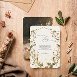 Invitation Fleur sauvage d'automne Boho | Mariage botanique<br><div class="desc">Pelouse séchée rustique, feuille et fleurs sauvages vintages séchés. Les feuilles verts Sage, les accents de cuivre rouille et les tons de terre fleurie apportent une touche naturelle et organique à la palette. Tandis que le champagne neutre et le blanc ajoutent une touche d'élégance et de sophistication. Les tons muets...</div>