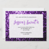 Invitation Fleur violet foncé Sweet 16 élégant script (Devant)