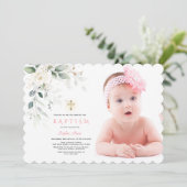 Invitation Fleurs blanches Airy Feuilles Photo Girl Gold Bapt (Debout devant)