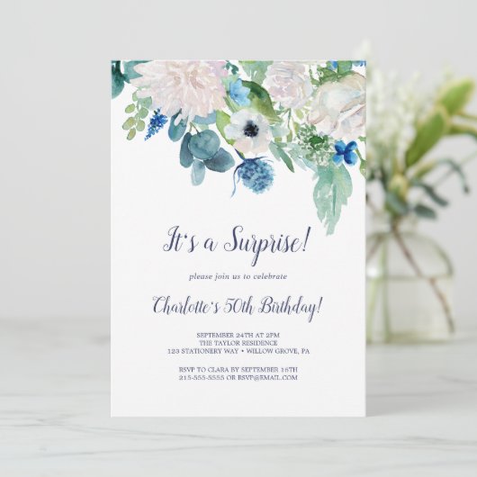 Invitation Fleurs blanches classiques Surprise Party (Debout devant)