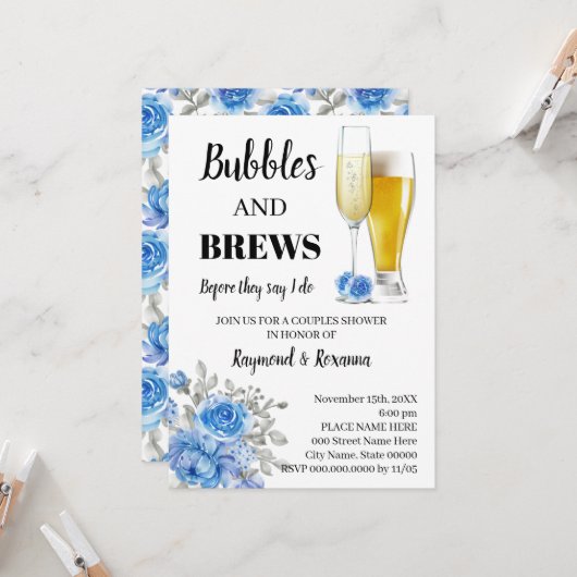 Invitation Fleurs Bleues Bubble & Brews Couples Douche (Devant/Arrière en situation)
