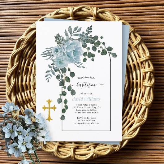 Invitation Fleurs bleues poussiéreuses et baptême floral arc 