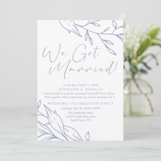 Invitation Fleurs de pervenche Mariés (Debout devant)