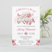Invitation Fleurs roses printanières et Baby shower d'agneau (Debout devant)