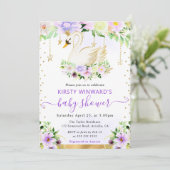 Invitation Fleurs violet et crème à l'aquarelle Bain de bébé (Debout devant)