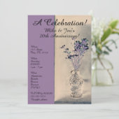 Invitation Fleurs Violettes Artistiques dans un Va (Debout devant)