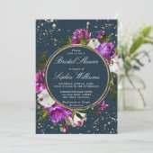 Invitation Fleurs violettes et Fête des mariées bleu marine (Debout devant)