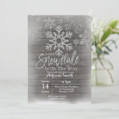 Invitation Flocon de neige en bois sur le chemin baby shower (Debout devant)