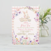 Invitation Floral Bunny Tea Party Birthday Pink Gingham (Debout devant)