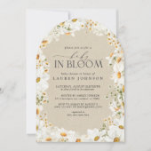 Invitation Floral Daisy Baby in Bloom Kraft Douche en papier (Devant)
