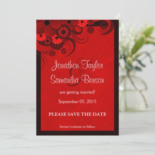 Invitation Floral Dark Red Gothic Enregistrer La Date Annonce (Debout devant)