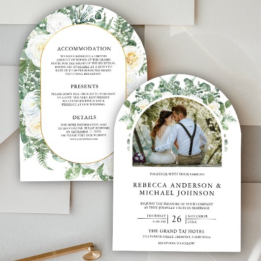 Invitation Floral d'ivoire vert tout en un Mariage d'arc