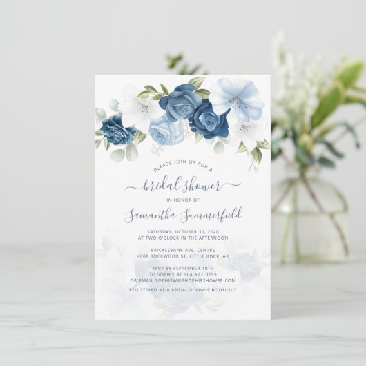 Invitation Floral Dusty Bleu Script Fête des mariées de rempl (Debout devant)