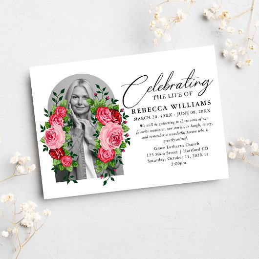 Invitation Floral Simple Calligraphie Célébration de la vie