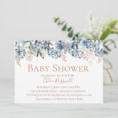 Invitation florale bleue poussiéreuse de baby (Debout devant)