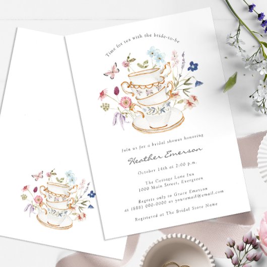 Invitation Florale pour un Thé de Mariage