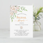 Invitation Floraux blancs verdure Fête des mariées élégante (Debout devant)