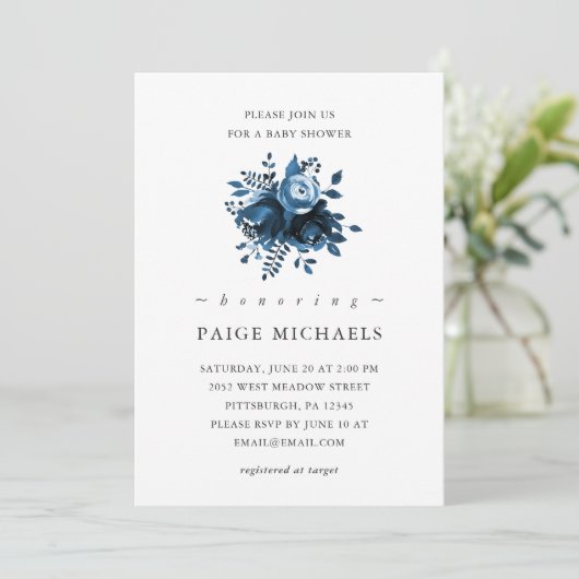 Invitation Flore bleu classique et blanche avec points (Debout devant)