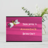 Invitation Fond rose avec un ruban blanc pour un anniversaire (Debout devant)