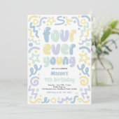 Invitation Four Ever Young Confetti Balloon 4th Birthday (Debout devant)