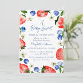 Invitation Fraise bleuet Berry Sweet Boy Baby shower (Debout devant)