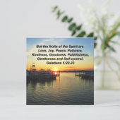 INVITATION FRUITS DU SOIR ÉLEVANT DU DESIGN DE L'ESPRIT (Debout devant)