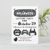 Invitation Fun halloween superhero costume soirée b&w (Debout devant)