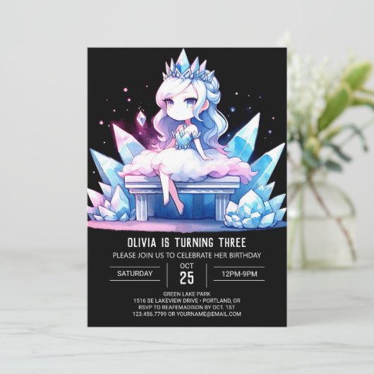 Invitation Fun Queen Princess Anniversaire (Debout devant)