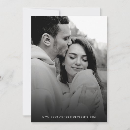 Invitation Fun Whimsscript Monogramme noir blanc Mariage (Dos)