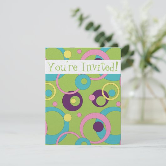 Invitation Funky Green Circles (Debout devant)