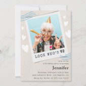 Invitation Funny Blue Look qui est 92 Photo 92e anniversaire (Devant)