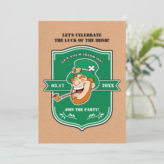 Invitation Funny Leprechaun Badge St. Patrick's Day Party (Debout devant)