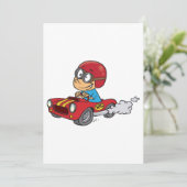 Invitation Garçon conduisant voiture rouge course (Debout devant)