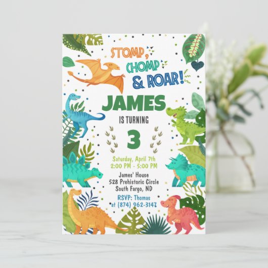 Invitation Garçon Dinosaure Vert (Debout devant)