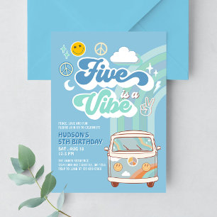 Invitation Garçon Van Groovy Rainbow Five est une ambiance 5e