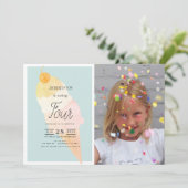 Invitation Gâteau Glace Bleu Clair Anniversaire (Debout devant)