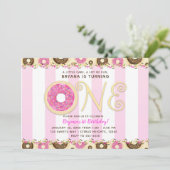 Invitation Gâteaux Donuts Rose Marron Sprinkles Fête d'annive (Debout devant)
