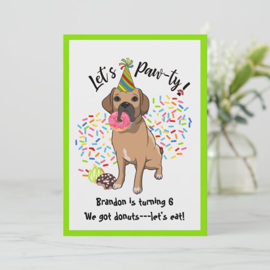 Invitation Gâteaux en forme de chien Puggle drôle pour fête d (Debout devant)