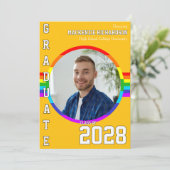 Invitation Gay Student Pride Rainbow Graduation Announcement  (Debout devant)