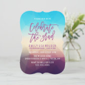 Invitation Géométrique violette | Fête de l'obtention du dipl (Debout devant)