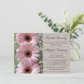 Invitation Gerbera marguerite rose sur Fête des mariées bois (Debout devant)