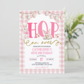 Invitation Gingham Boho Floral Hop on over Bunny Birthday (Debout devant)