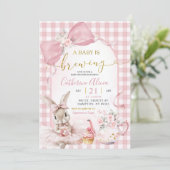 Invitation Gingham Coquette Pink Floral Bunny Baby Shower (Debout devant)
