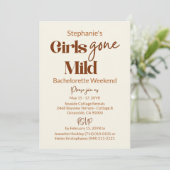 Invitation Girls Gone Mild Chic Bachelorette Beach Weekend (Debout devant)